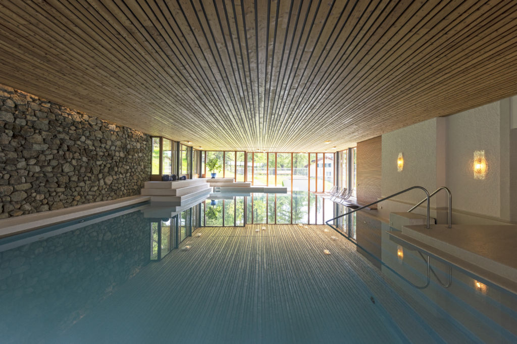 Indoor swimming pool, Hotel Waldhaus Sils